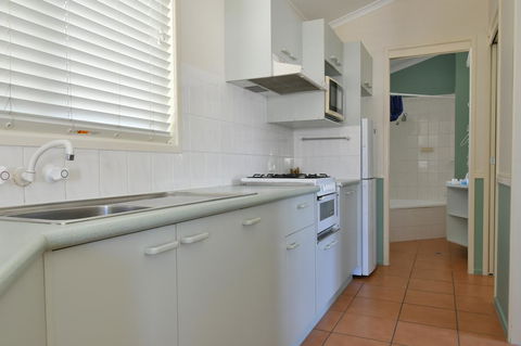 BIG4 Breeze Holiday Parks - Rainbow Beach - Hotel Accommodation 4