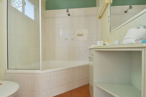 BIG4 Breeze Holiday Parks - Rainbow Beach - Hotel Accommodation 3