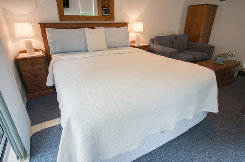 Debbie\'s Place - Hotel Accommodation 12