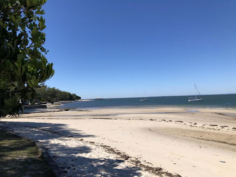 Bribie Island Hotel - Hotel Accommodation 9