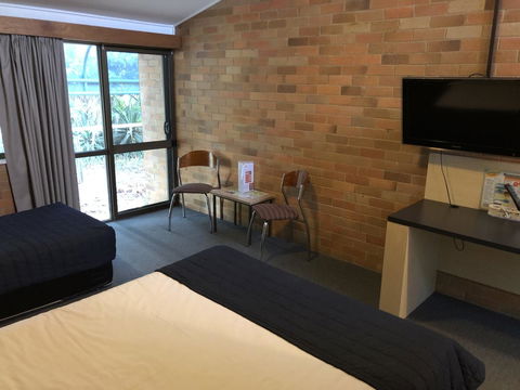 Bribie Island Hotel - Hotel Accommodation 20