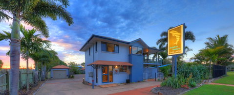 Dolphin Waters - Hotel Accommodation 14