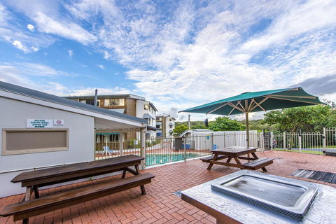 Whale Watch Ocean Beach Resort - Hotel Accommodation 2