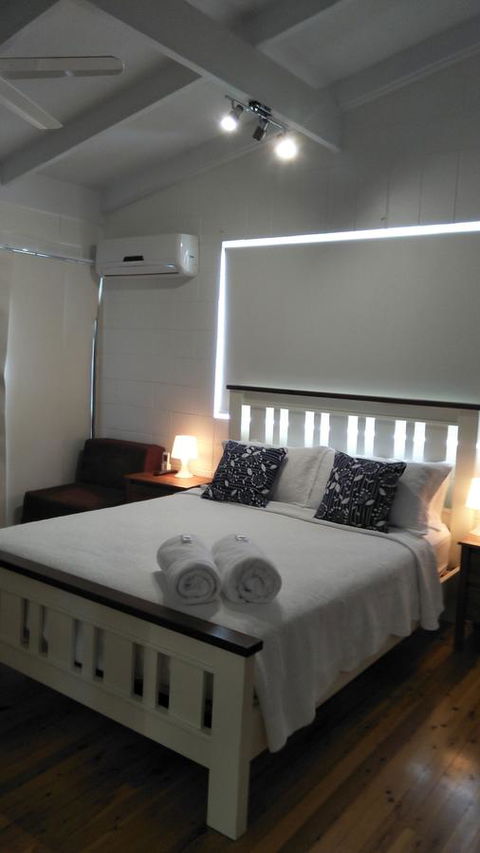 Salty Vibes Retreat - Hotel Accommodation 1