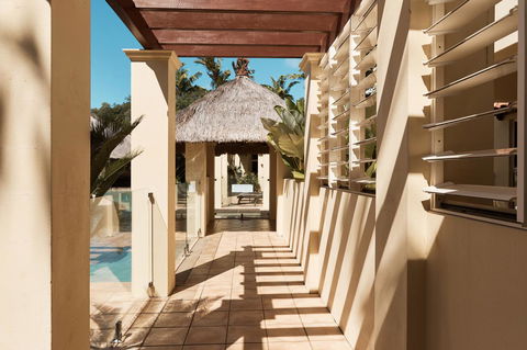 Sea Change Beachfront Apartments - Hotel Accommodation 16