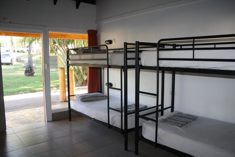 Nomads Airlie Beach - Hotel Accommodation 1