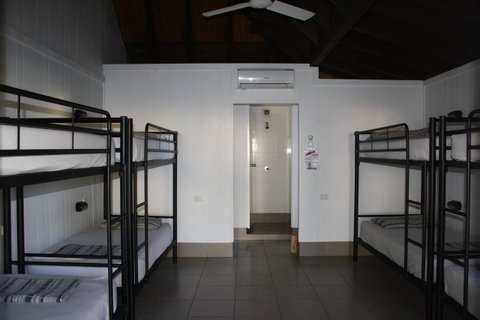 Nomads Airlie Beach - Hotel Accommodation 23