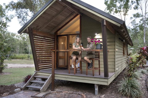 Airlie Beach Eco Cabins - Adults Only - Hotel Accommodation 5