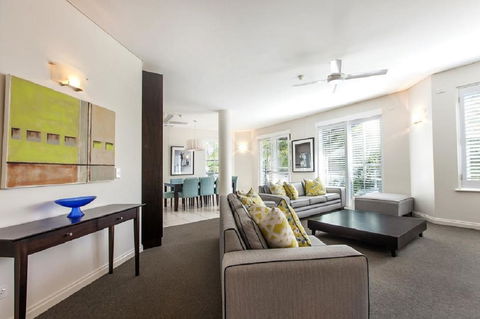 Emerald Noosa - Hotel Accommodation 7