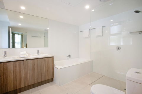 Emerald Noosa - Hotel Accommodation 28