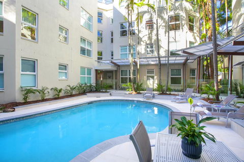 Emerald Noosa - Hotel Accommodation 3