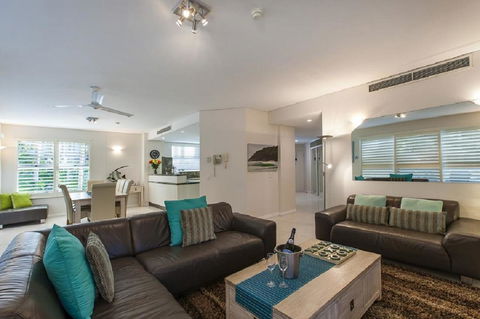 Emerald Noosa - Hotel Accommodation 14