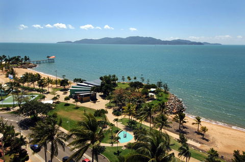 Aquarius On The Beach - Hotel Accommodation 17