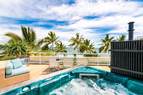Netanya Noosa Beachfront Resort - Hotel Accommodation 23