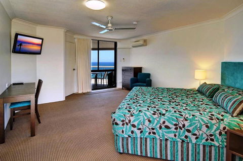 Coolum Caprice - Hotel Accommodation 33