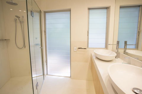 The Cove Noosa - Hotel Accommodation 39