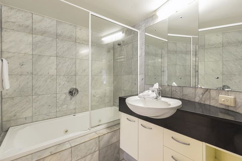 The Cove Noosa - Hotel Accommodation 4