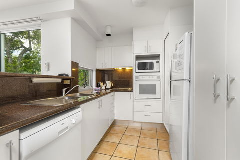 The Cove Noosa - Hotel Accommodation 17