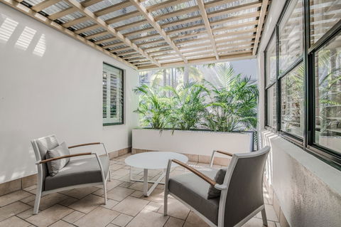 Bella Casa Noosa - Hotel Accommodation 0
