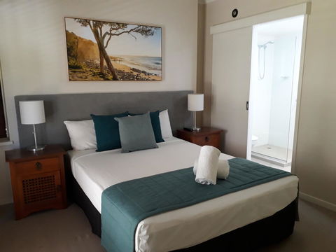 Bella Casa Noosa - Hotel Accommodation 18