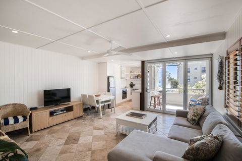 Bella Casa Noosa - Hotel Accommodation 20