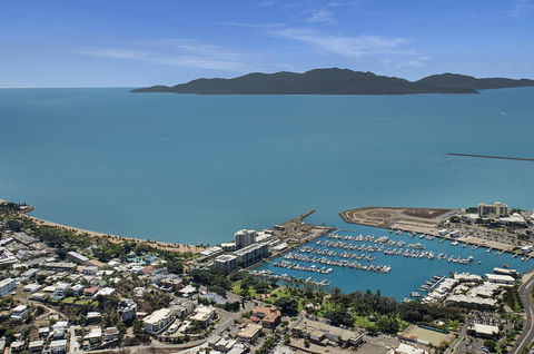 Mariners North Holiday Apartments - Hotel Accommodation 21