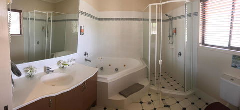 The Bearded Dragon Boutique Hotel - Hotel Accommodation 5