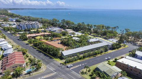 The Beach Motel Hervey Bay - Hotel Accommodation 13