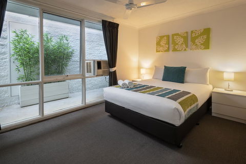The Beach Motel Hervey Bay - Hotel Accommodation 1