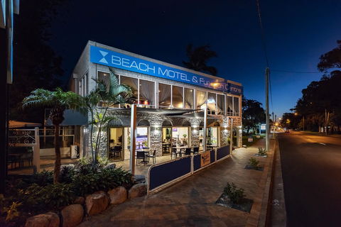 The Beach Motel Hervey Bay - Hotel Accommodation 16