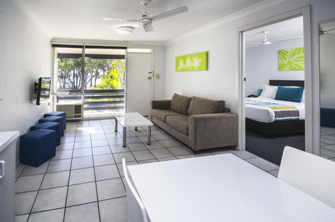 The Beach Motel Hervey Bay - Hotel Accommodation 35