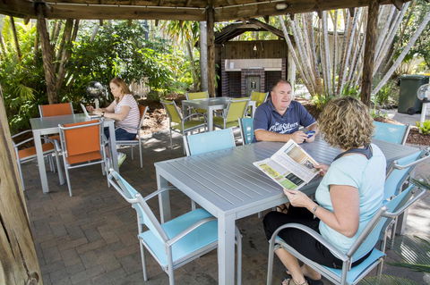 The Beach Motel Hervey Bay - Hotel Accommodation 34