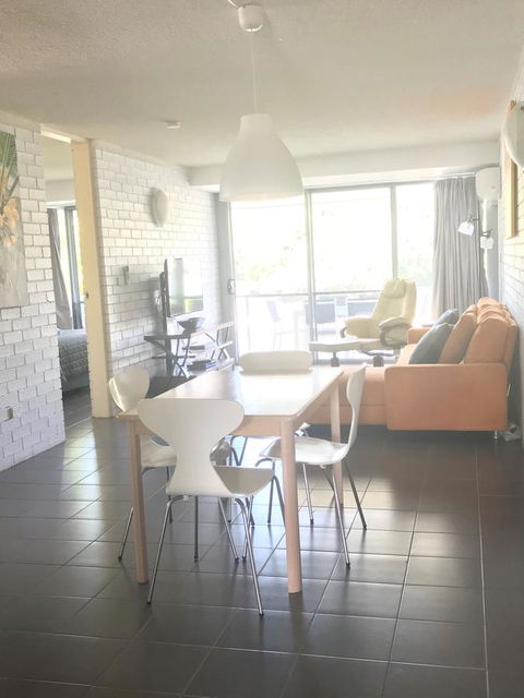 Jacaranda Noosa - Hotel Accommodation 24