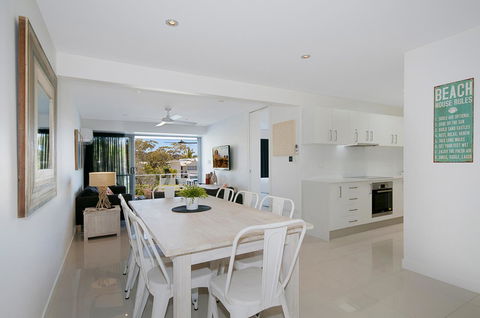 Jacaranda Noosa - Hotel Accommodation 10