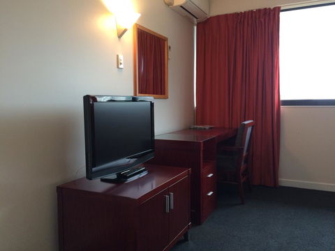 Madison Plaza Townsville - Hotel Accommodation 24