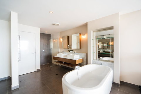Whitsunday Reflections - Hotel Accommodation 16