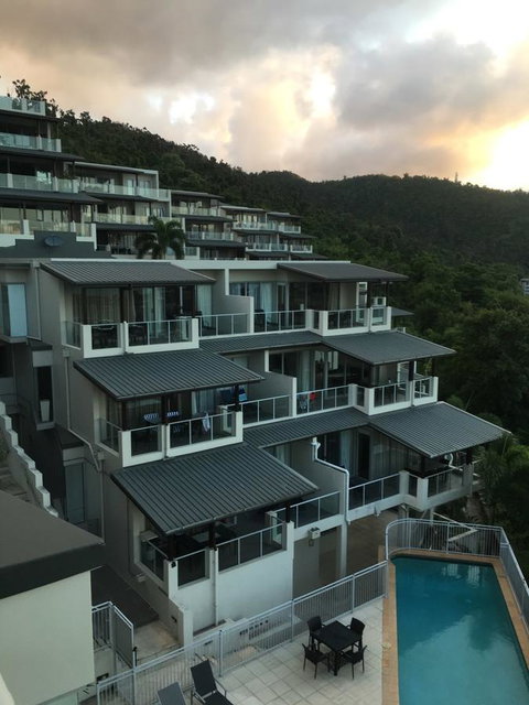 Whitsunday Reflections - Hotel Accommodation 1