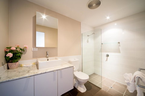 Whitsunday Reflections - Hotel Accommodation 11