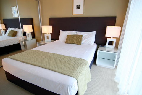 Mantra Towers Of Chevron - Hotel Accommodation 14