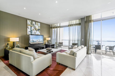 Mantra Towers Of Chevron - Hotel Accommodation 9