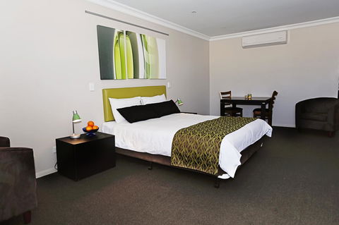 Drovers Motor Inn - Hotel Accommodation 15