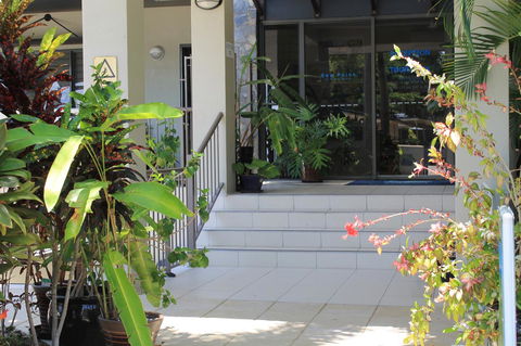 Sea Point On Trinity Beach - Hotel Accommodation 2