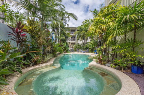 Sea Point On Trinity Beach - Hotel Accommodation 23