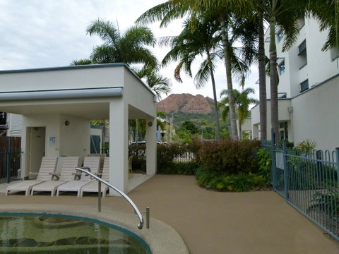 Madison Ocean Breeze Apartments - Hotel Accommodation 14