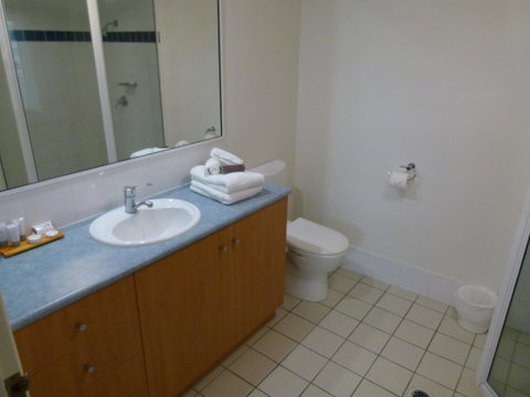 Madison Ocean Breeze Apartments - Hotel Accommodation 32
