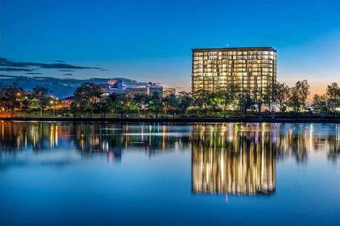 Empire Apartment Hotel Rockhampton - Hotel Accommodation 24