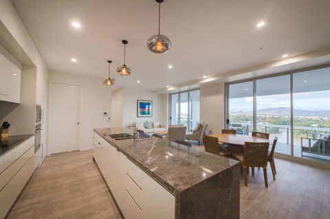Empire Apartment Hotel Rockhampton - Hotel Accommodation 3