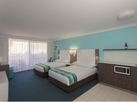 Sea World Resort - Hotel Accommodation 2