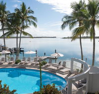 Noosa Pacific Riverfront Resort - Hotel Accommodation
