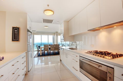 Reflections Tower Two - Hotel Accommodation 19